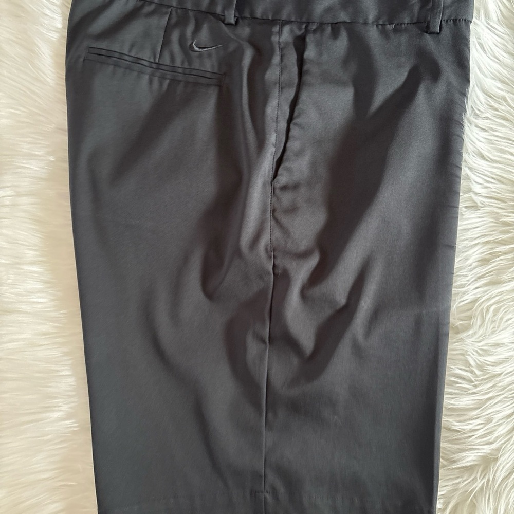 NikeGolf Men's Standard Dri Fit Black Shorts Size W36 Polyester & Cotton